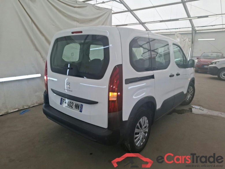Rifter Active L1 1.2 PureTech 110 CV #3