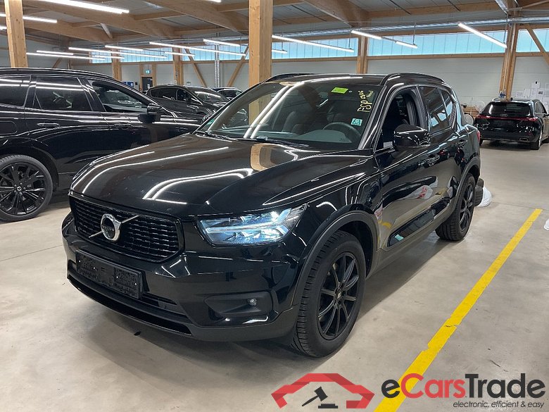 XC40 R Design Recharge Plug-In Hybrid 2WD 1.5 T5 192KW AT7 E6d