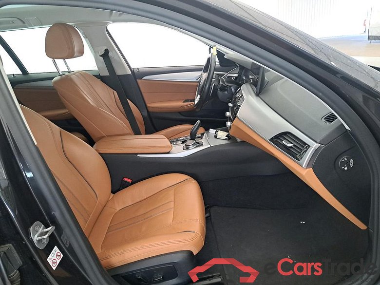 BMW Série 5 Touring / 2020 / 5P / Break 530e 292ch Busi Design BVA8 #6