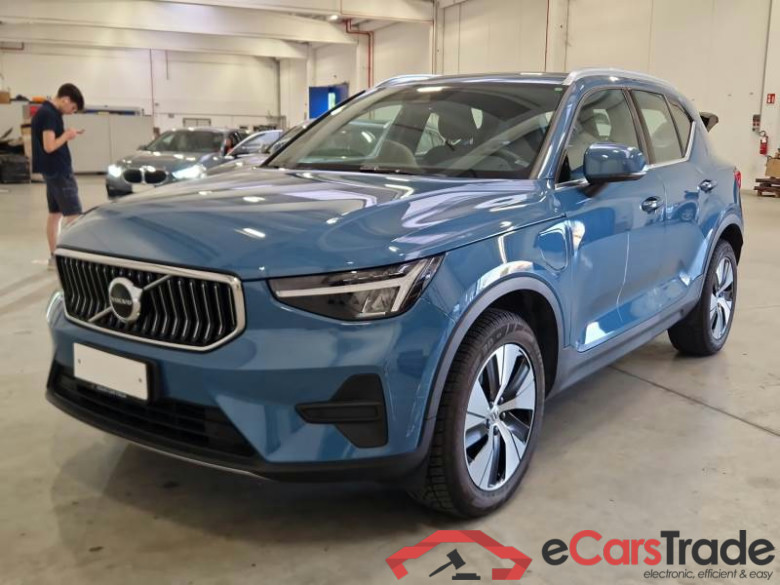 VOLVO XC40 / 2021 / 5P / SUV T5 RECHARGE PLUG-IN AUTO PLUS BRIGHT #1