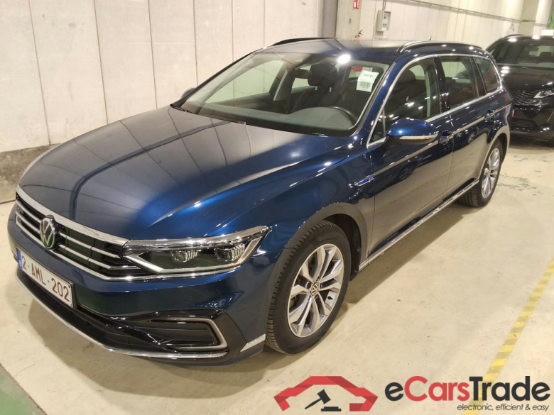 VOLKSWAGEN PASSAT BREAK 1.4 TSI MSQ VARIANT GTE BUSINESS