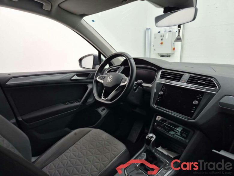 VOLKSWAGEN Tiguan 1.5 TSI Life Bns #3