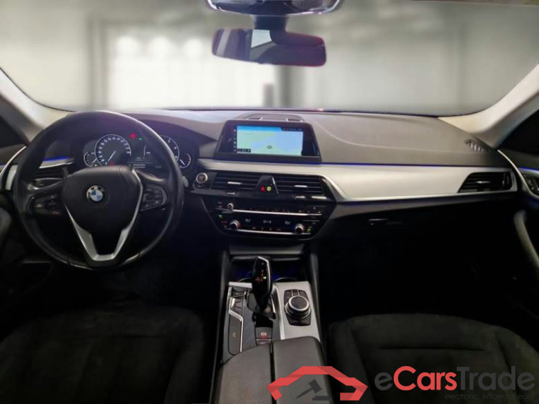 BMW SERIE 5 / 2016 / 5P / STATION WAGON 520D AUT BUSINESS TOURING #3