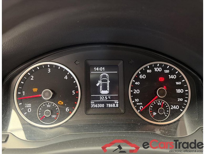 VOLKSWAGEN Tiguan TREND TDI BMT 140CV/PK FRONT #6
