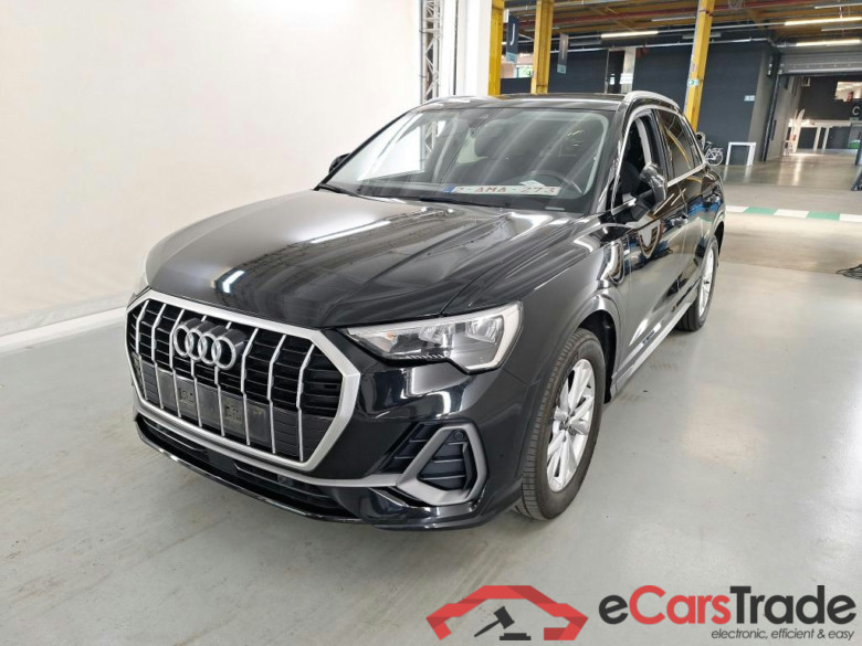 AUDI Q3 1.4 45 TFSI E S TRONIC S LINE #1