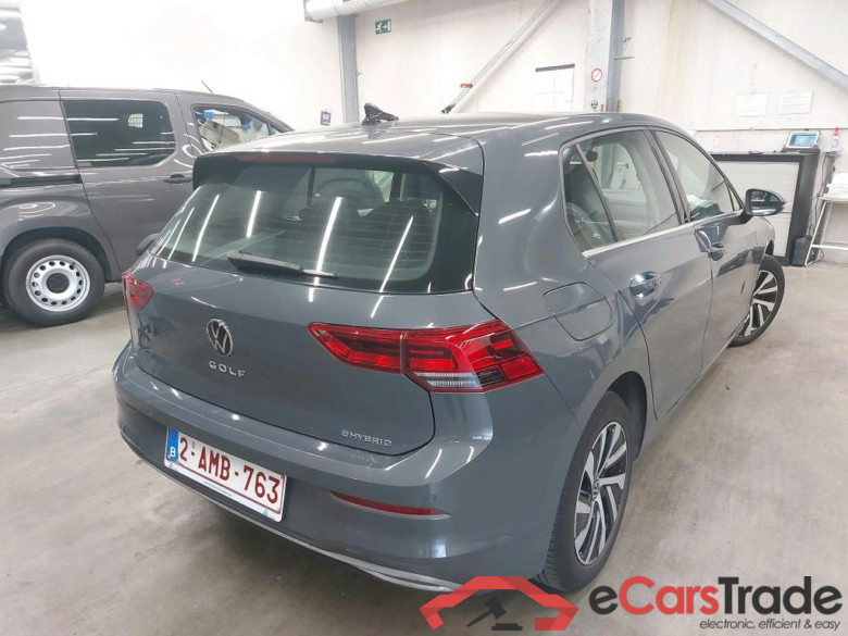 VOLKSWAGEN - VW  GOLF 1.4 eHybrid  204PK Style With Climatic & Navigation & Heated Electric Seats & Cruise Control & Park Sensors Front & Rear   * HYBRID * #2