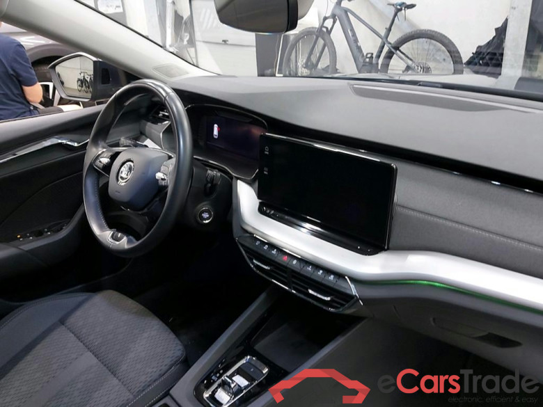 SKODA - SKO OCTAVIA COMBI TSI PHEV 204PK DSG6 Clever+ With DCC Chassis & Drivers Mem Seat & Towing Hook * HYBRID * #3