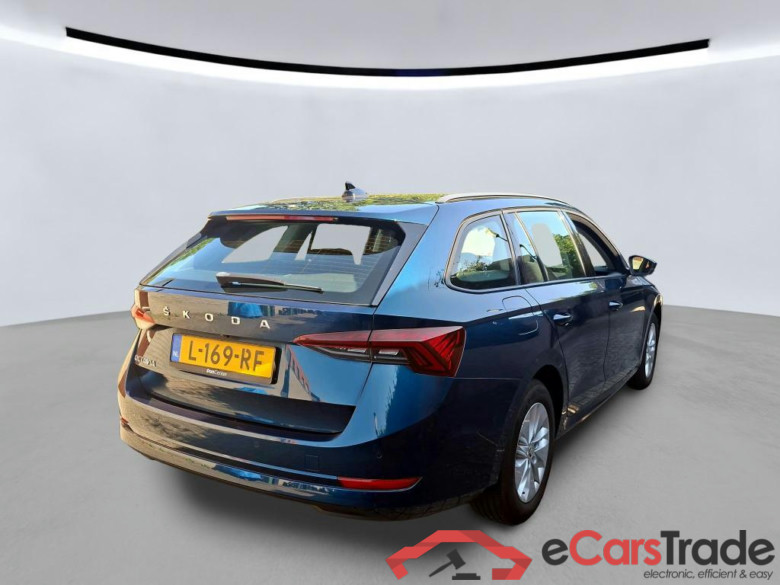 SKODA Octavia Combi 81 kW #6
