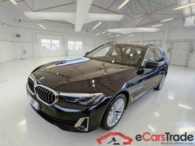 BMW SERIE 5 / 2020 / 5P / STATION WAGON 520D AUT LUXURY MH48V TOURING #1