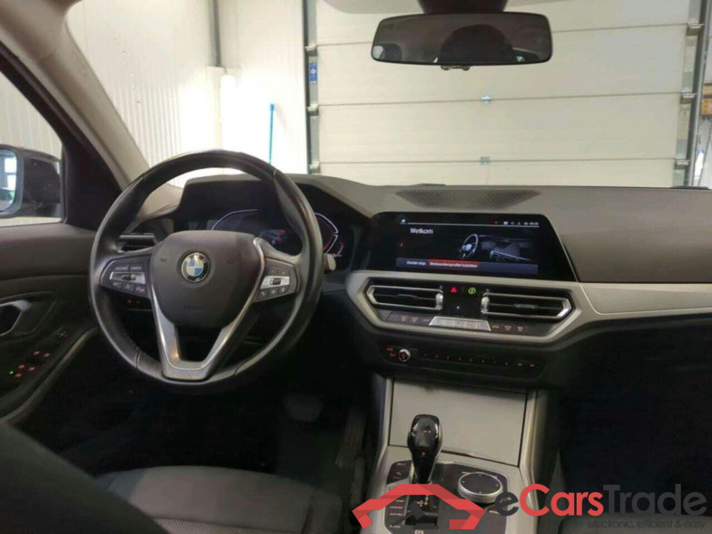 BMW 3-serie Touring 318i Business Ed. #3