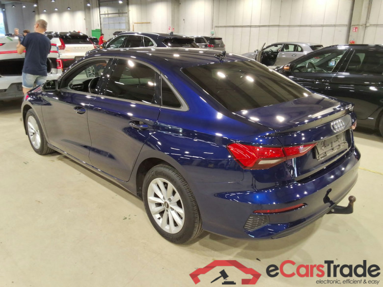 AUDI A3 BERLINE 2.0 TDI 30 85KW S TRONIC BUSINESS ED. #2
