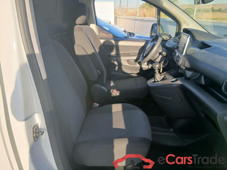 PEUGEOT Partner / 2018 / 4P / furgón derivado de turismo Premium Standard 600kg BlueHDi 73kW (AC) #6