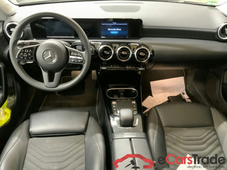 CLA -Klasse Shooting Brake CLA 180 (118.684) 1.3 100KW AT7 E6d #3