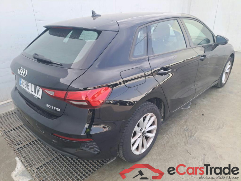 AUDI A3 / 2020 / 5P / berlina con portón Sportback 30 TFSI 81kW (110CV) S tronic #2
