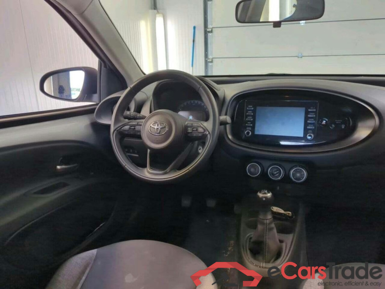 TOYOTA Aygo X 1.0 VVT-i MT Play #3