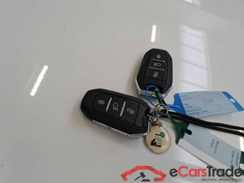 PEUGEOT 208 / 2019 / 5P / BERLINA ACTIVE E 136CV