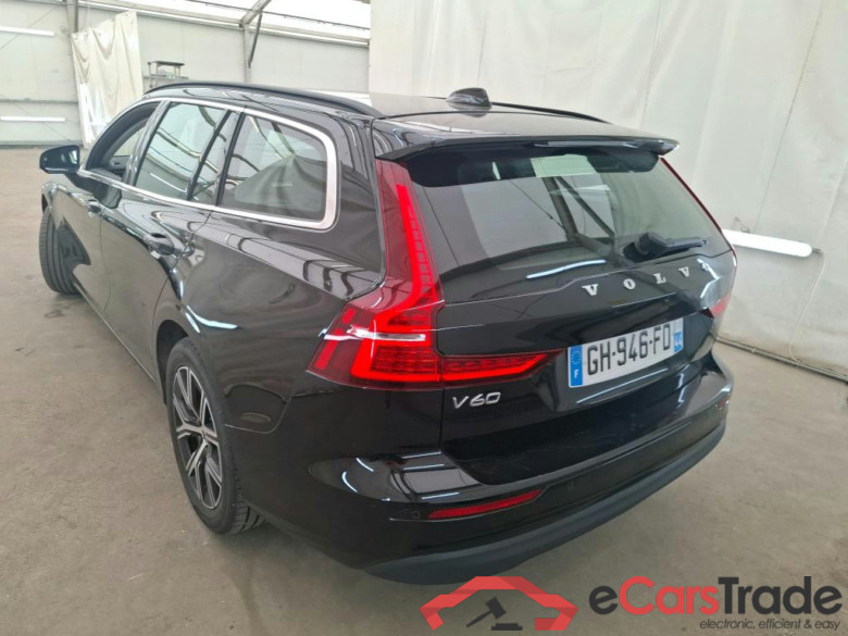 VOLVO V60 / 2018 / 5P / Break B4 197 Geartronic 8 Start #2