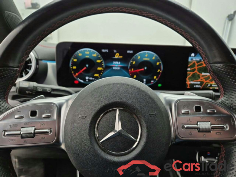 MERCEDES-BENZ CLA-klasse Shooting Brake 180 Bns Sol. AMG AUT> #5