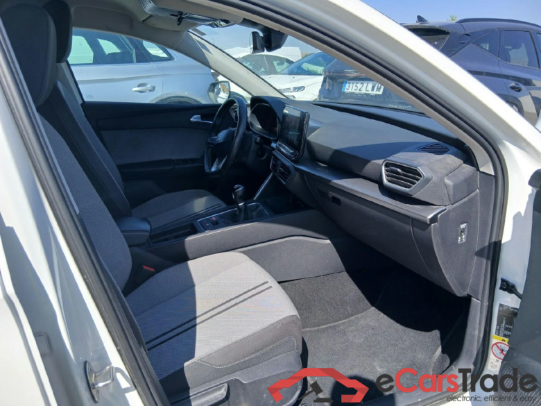 SEAT Nuevo León / 2020 / 5P / berlina con portón 2.0 TDI 85kW S&S Style Go (AC2) #6