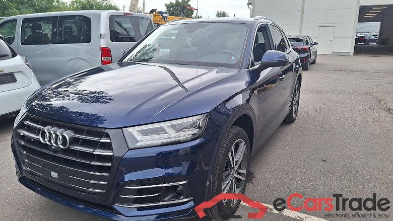 Q5 55 TFSI e quattro sport 2.0 TFSI 270KW AT7 E6dT #1