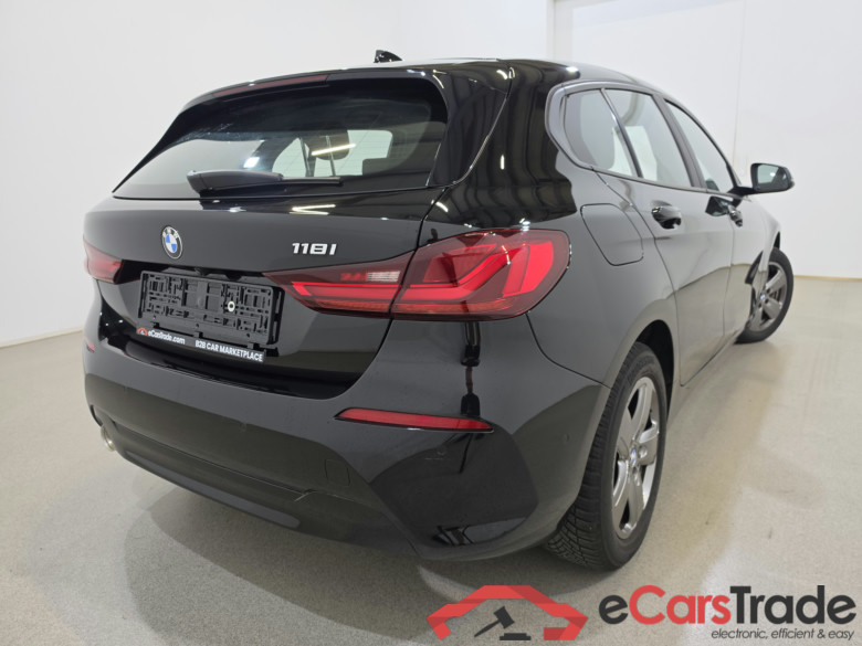 BMW 118i Aut. LED LC-Pro HI-FI Navi 1/2 Sport-Leather KeylessGo Camera Klima PDC ... #4