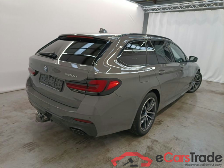 BMW 5 Reeks Touring 530e 215kW xDrive Auto 5d #2