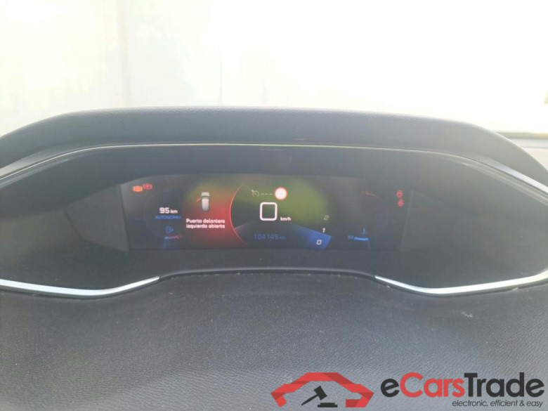 PEUGEOT 308 / 2017 / 5P / berlina con portón 5p Allure PureTech 130 S&S #4