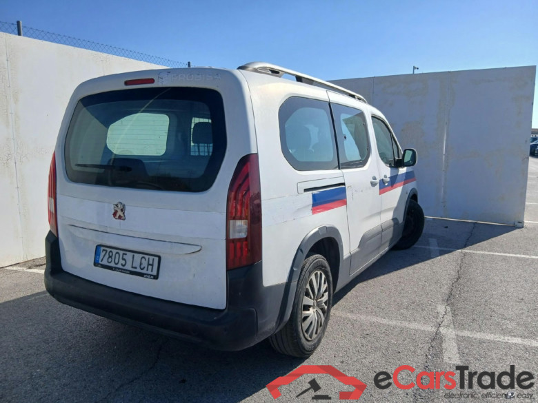 PEUGEOT Rifter / 2018 / 5P / monovolumen compacto Active Long BlueHDi 73kW #2
