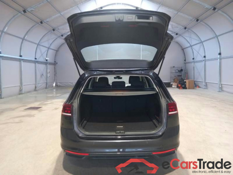 VOLKSWAGEN PASSAT / 2019 / 5P / STATION WAGON VAR. 2.0TDI SCR EVO 110KW BUSINESS DSG #5