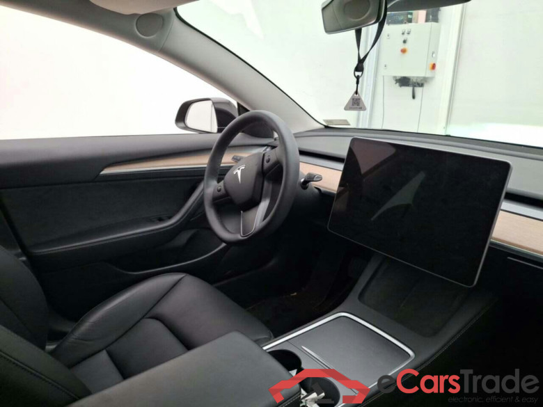 Tesla Model 3 Long Range Autopilot #3