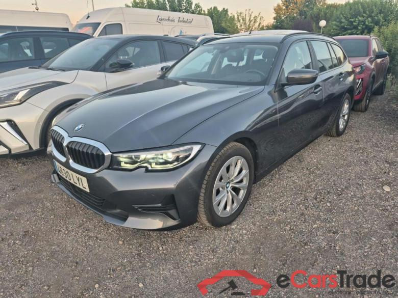 BMW Serie 3 / 2019 / 5P / familiar 318d Auto.Touring #1