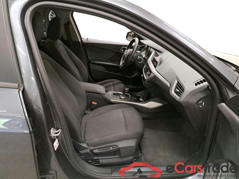 BMW - BMW 1 HATCH 118dA 150PK Advantage Pack Business & Cruise Control & Removable Trailer Hook & PDC Front & Rear #3