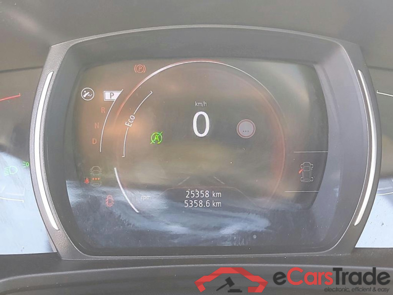 RENAULT Kadjar / 2019 / 5P / crossover Zen GPF TCe 103kW (140CV) EDC (AC) #5