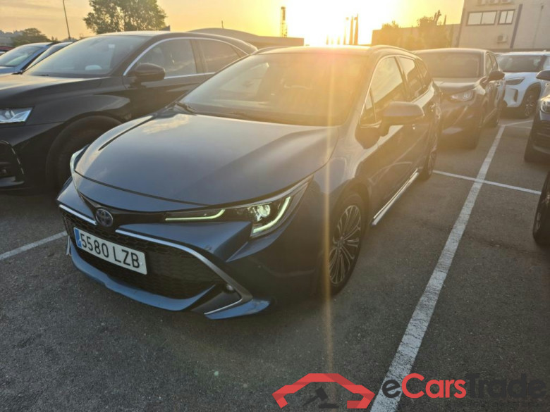TOYOTA Corolla / 2019 / 5P / familiar 2.0 180H ADVANCE LUXURY TOURING SPORT #1