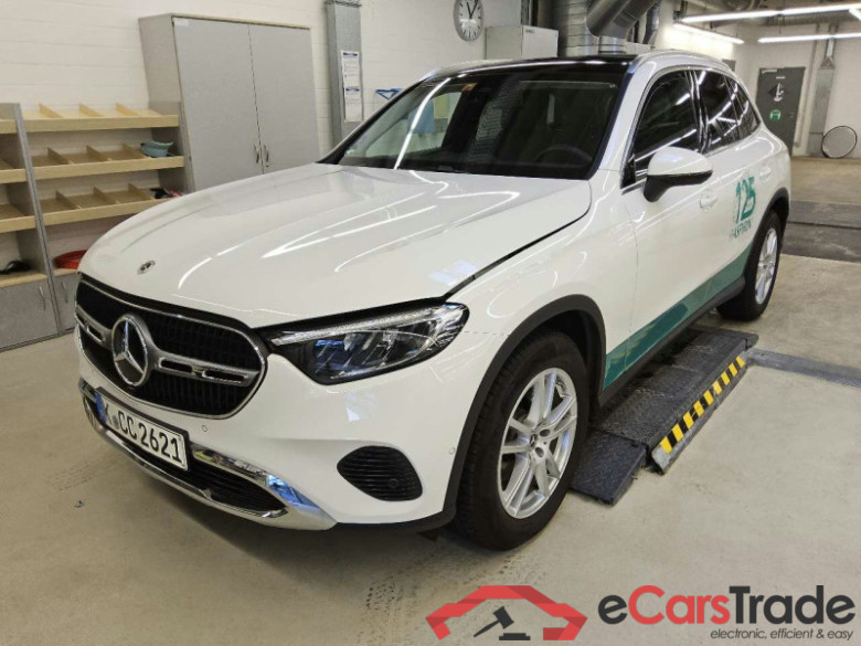 Mercedes-Benz GLC (BM 254)(06.2022->) DE - SUV5 GLC 200 EU6d, 4Matic Avantgarde, 2022 - 2024 #1