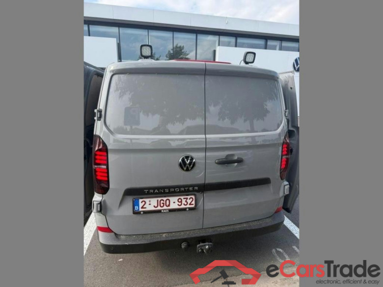 VOLKSWAGEN Transporter T7 28 Fou Swb Dsl Transporter 2.0 TDi SCR #1