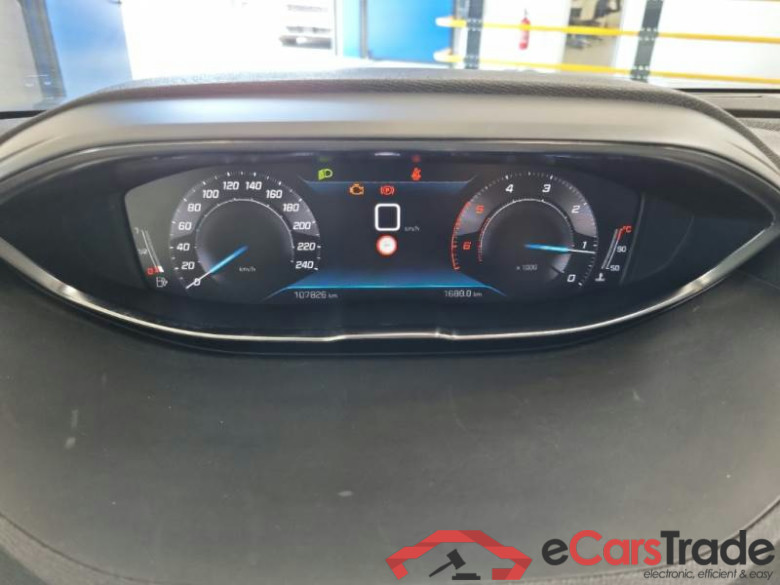 PEUGEOT 3008 / 2020 / 5P / SUV BLUEHDI 130 SeS ACTIVE BUSINESS #4