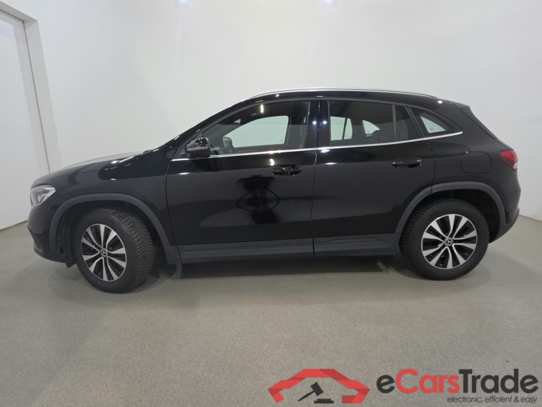 Mercedes GLA 200d Aut. LED Widescreen Navi 1/2 Sport-Leather KeylessGo Camera Klima PDC ... #2