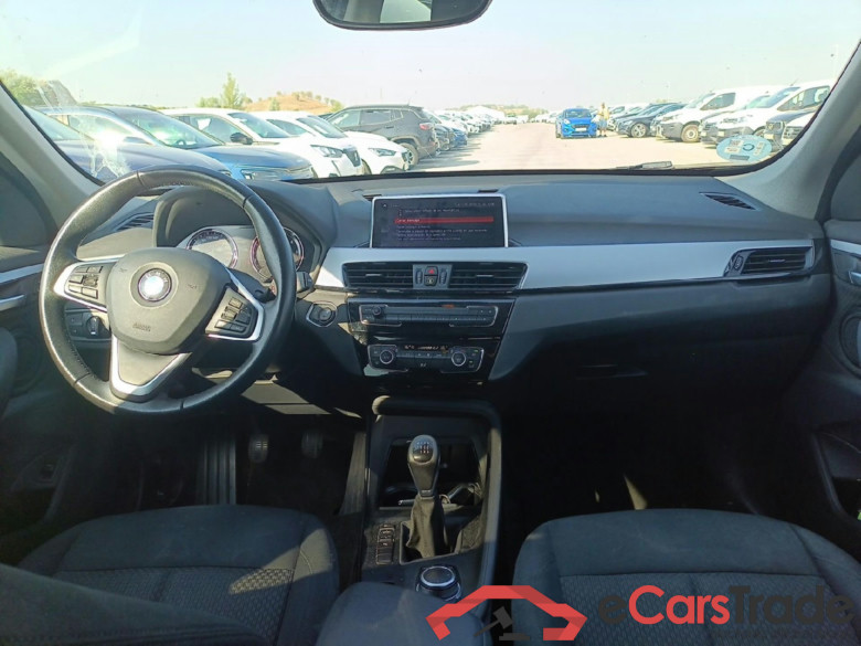 BMW X1 / 2019 / 5P / todoterreno sDrive16d Business #3