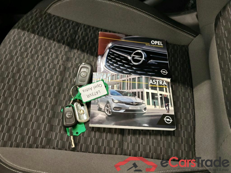 Opel Astra Sports Tourer 1.2 turbo 81kW Edition 5d #4