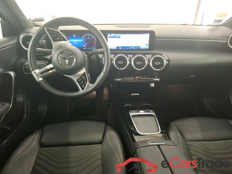 MERCEDES-BENZ Classe A Compact / 2022 / 5P / Berline A 180 d Business Line 8G-DCT #5