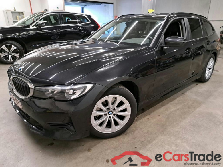 BMW - BMW 3 TOURING 320dA xDrive 163PK Advantage Pack Business & PDC Front & Rear #1