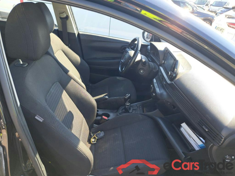 HYUNDAI i20 / 2020 / 5P / berlina con portón 1.0 TGDI 74kW (100CV) 48V Klass #6