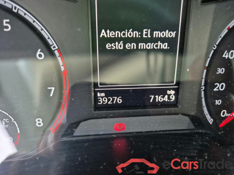 VOLKSWAGEN T-Roc / 2017 / 5P / todoterreno Advance Style 1.0 TSI 85kW (115CV) #5