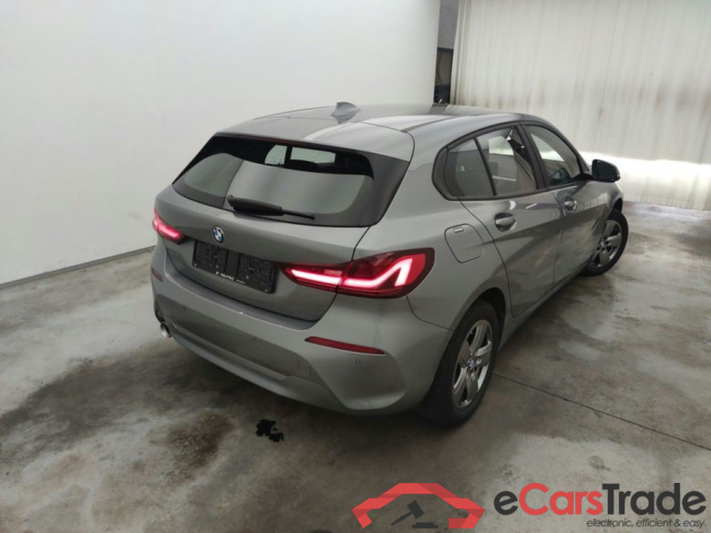 BMW 1 Reeks Hatch 118iA (100 kW) 5d #2