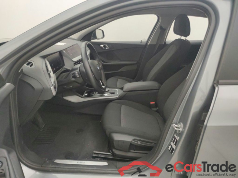 BMW 1 Reeks Hatch 118iA (100 kW) 5d #3