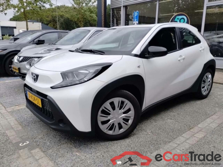 TOYOTA Aygo X 1.0 VVT-i MT Play