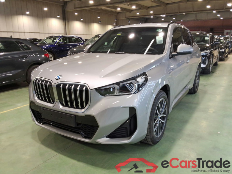 BMW X1 1.5 SDRIVE18I (100KW) DCT #1