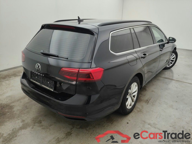 Volkswagen Passat Variant 2.0 TDI 90kW DSG Style Business 5d #2