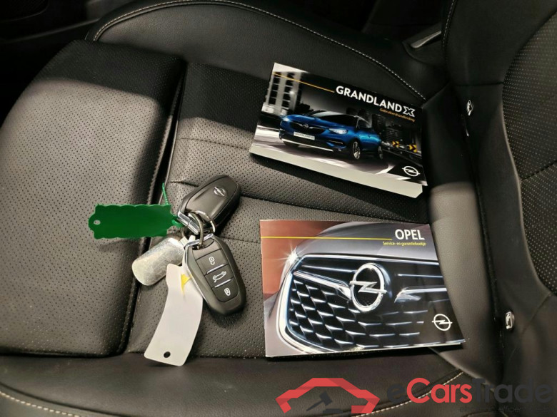 Opel Grandland X 1.6 Turbo 168kW Hybrid Ultimate Auto 5d #4
